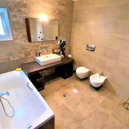 Amfanes Acropol Villa Volos