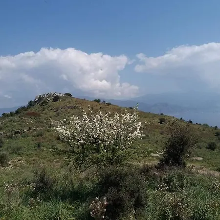 빌라 Amfanes Acropol *